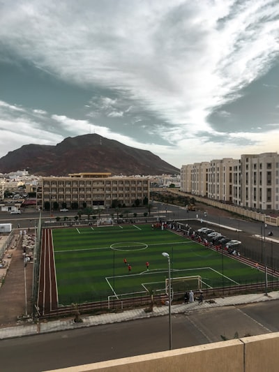 متى موعد مباريات نصف نهائي دوري أبطال أوروبا؟